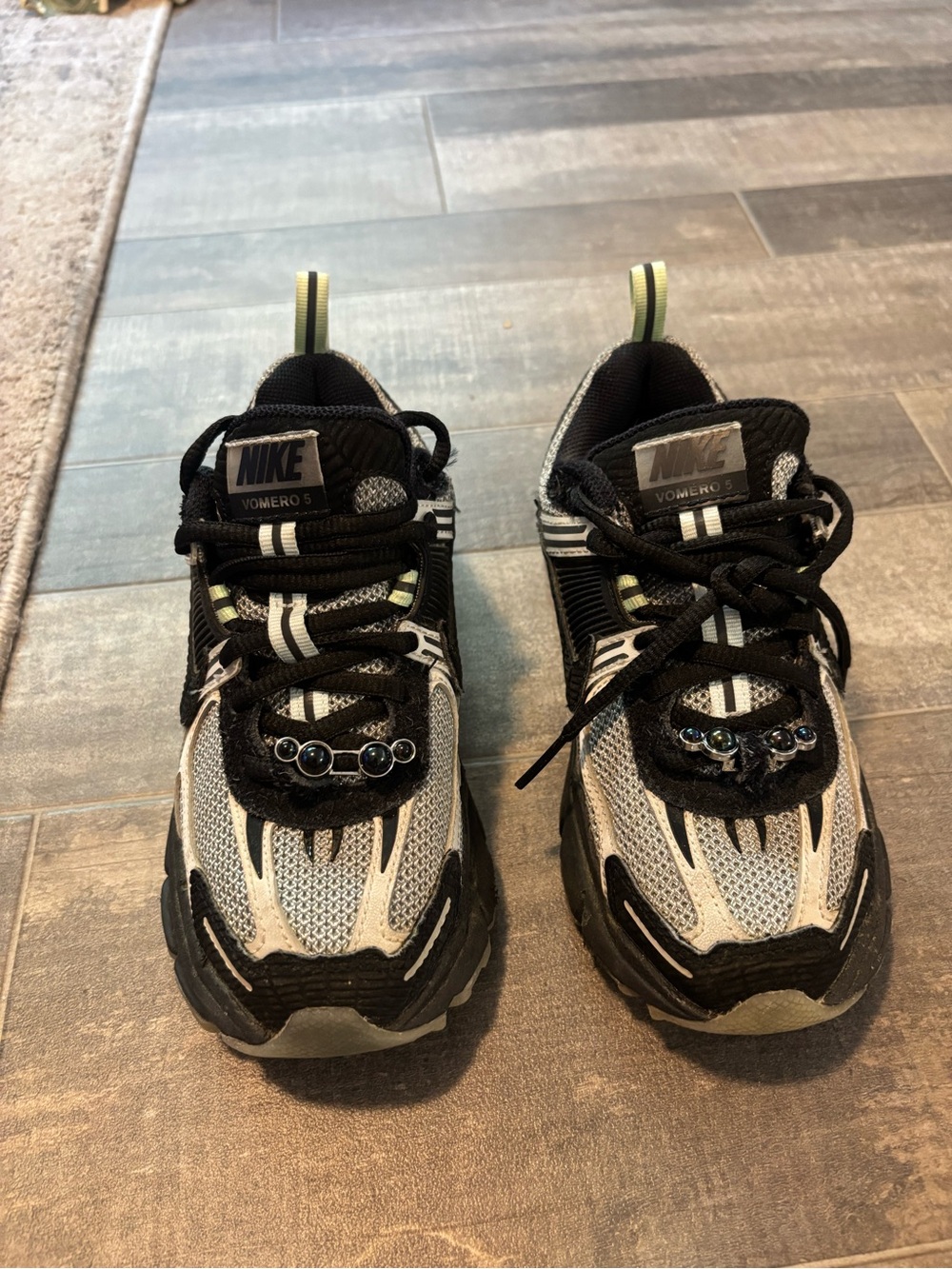 Nike Kids Black, Gray & Light Green Sneakers
